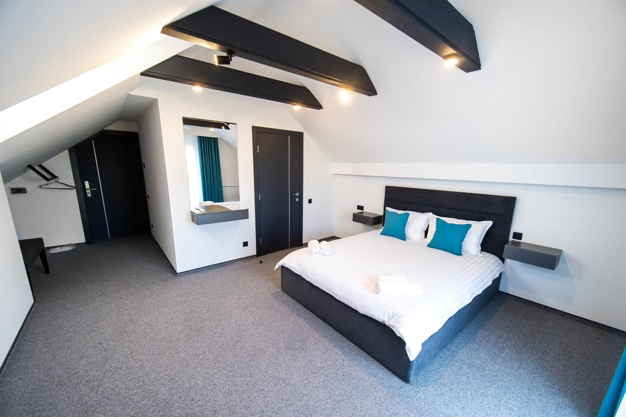 Royal Wood Hotel Rokytne  Luaran gambar